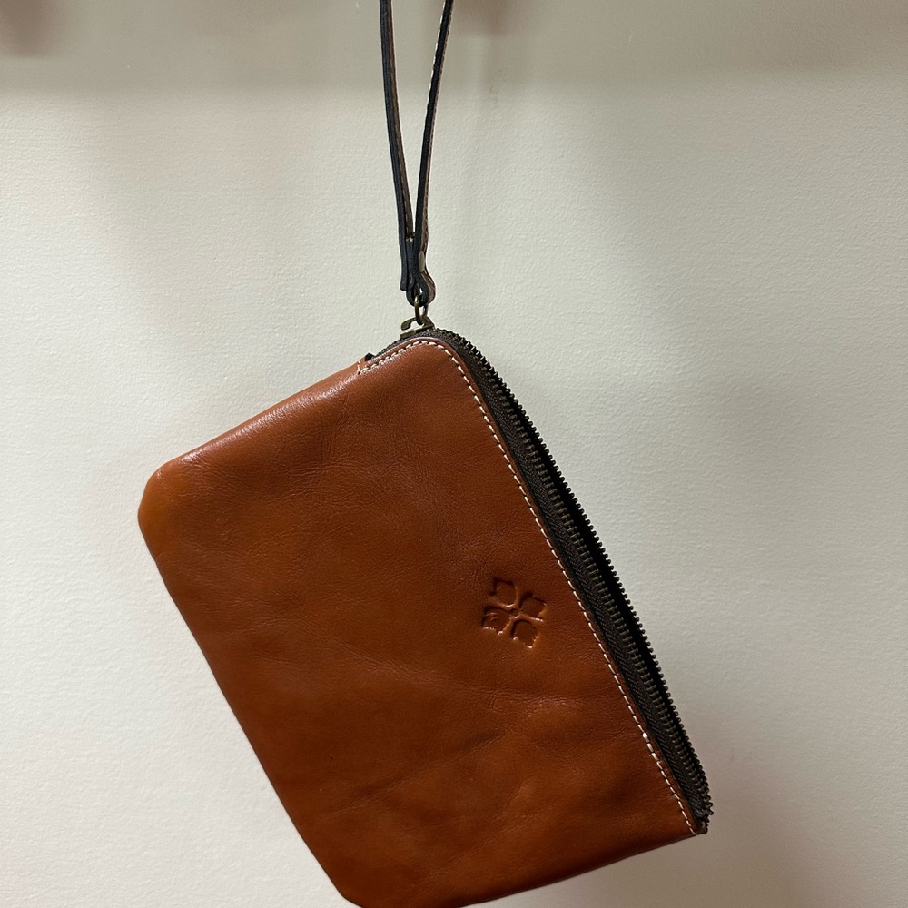Patricia Nash Wristlet